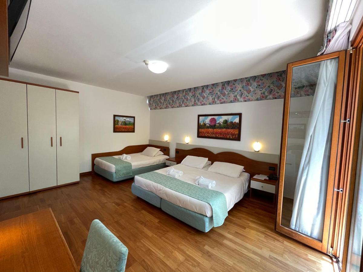 Hotel Meridiana Sirmione Ngoại thất bức ảnh