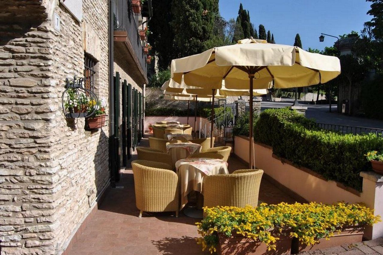 Hotel Meridiana Sirmione Ngoại thất bức ảnh